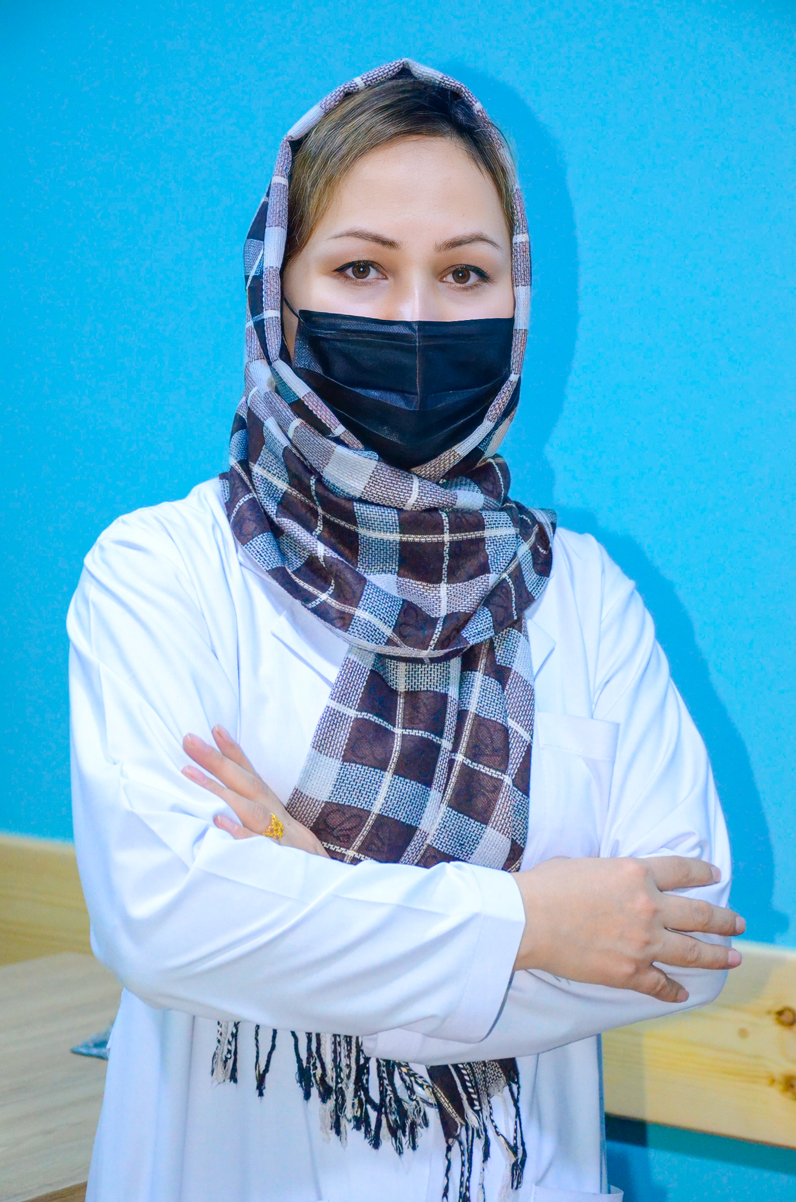 دوکتورس نجیبه جویا