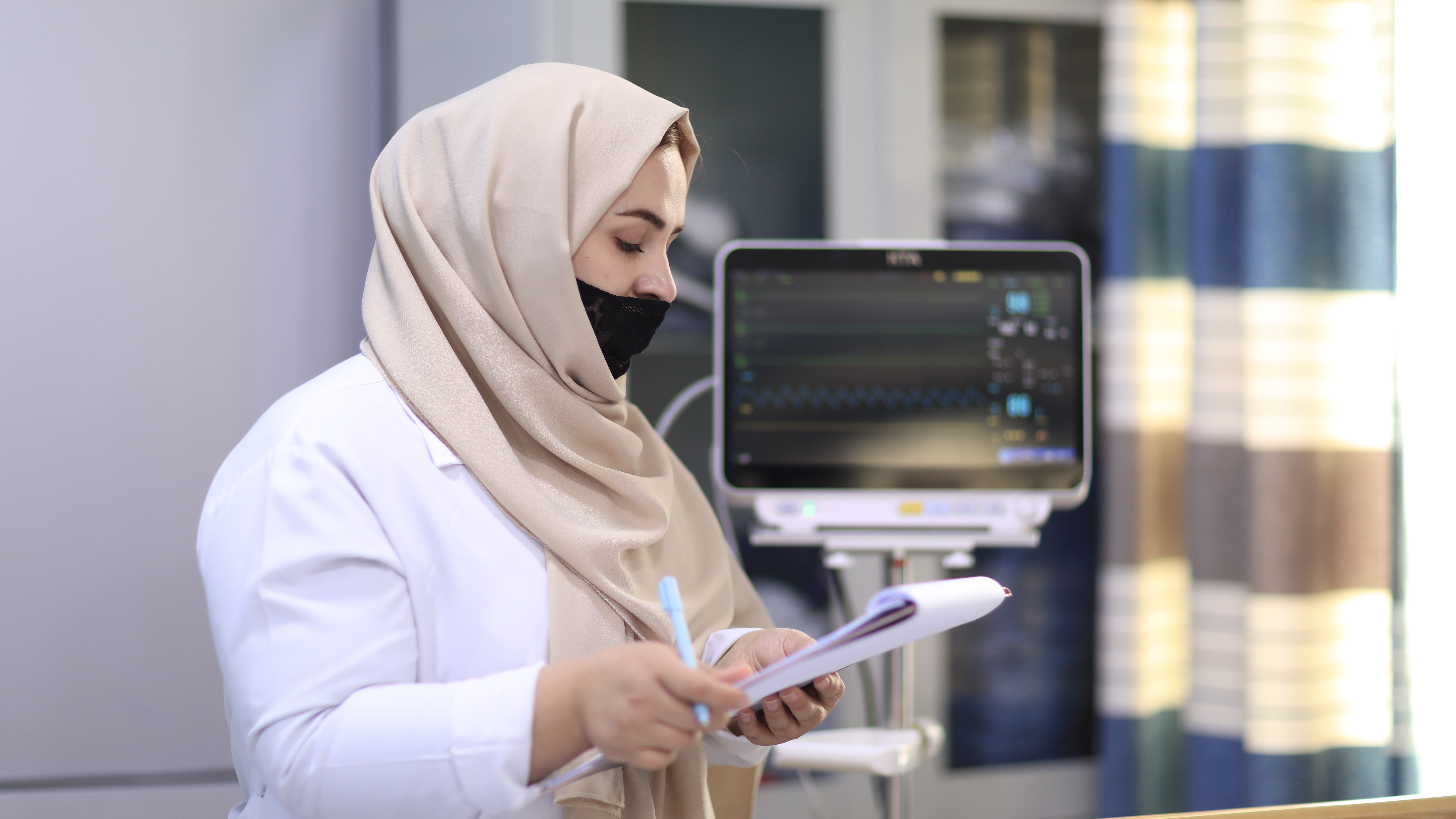 از تشخیص تا درمان، در کنار شما هستیم